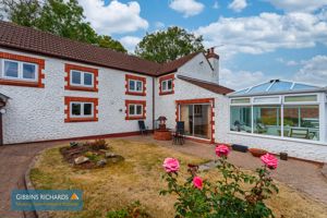 Rear- click for photo gallery